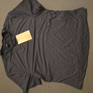 Greyish purple crop shirt size large, new with tags